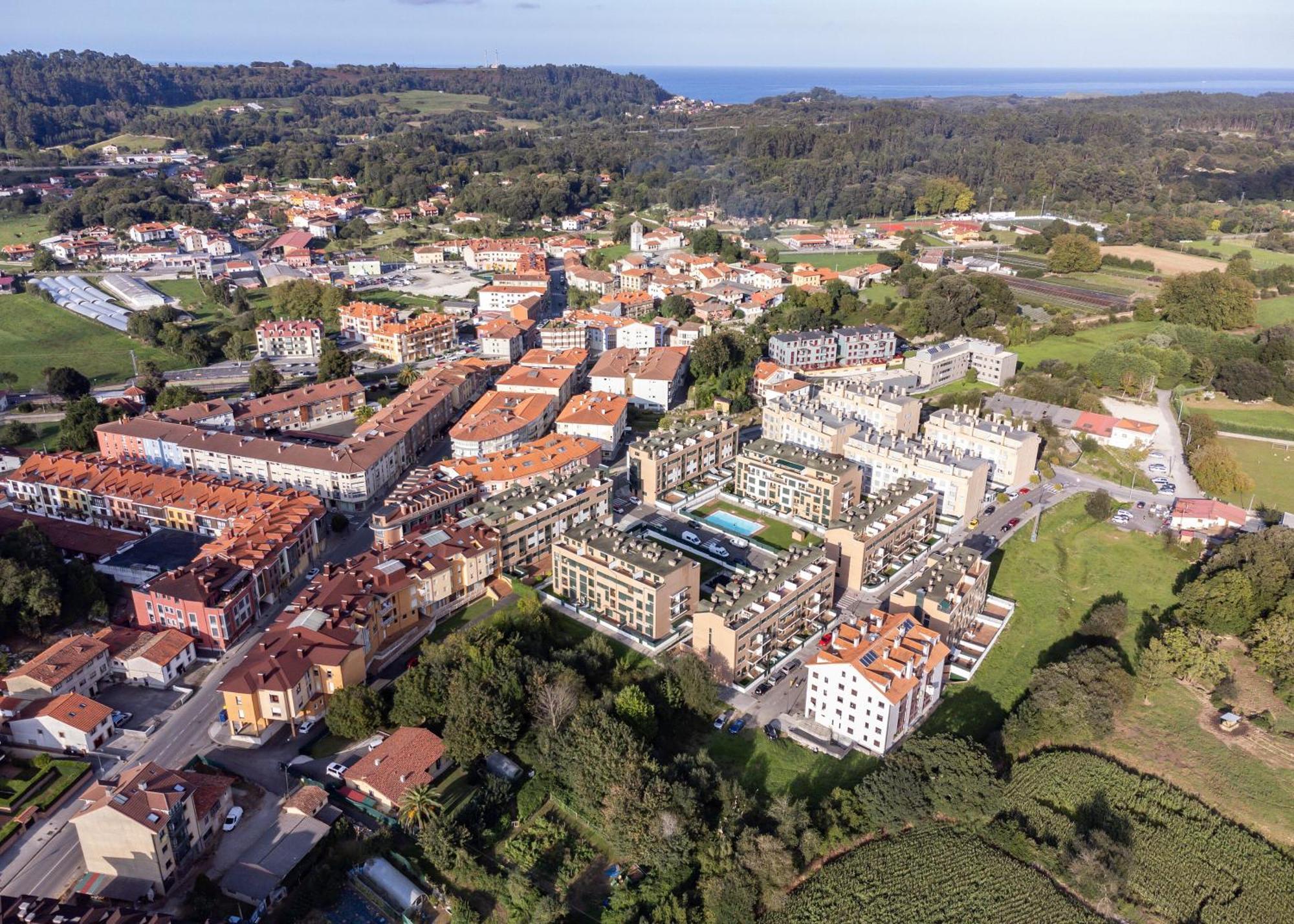 Alloru, Apartamento Con Piscina La Playa A 3 Km Vut-2714-As Llanes Esterno foto